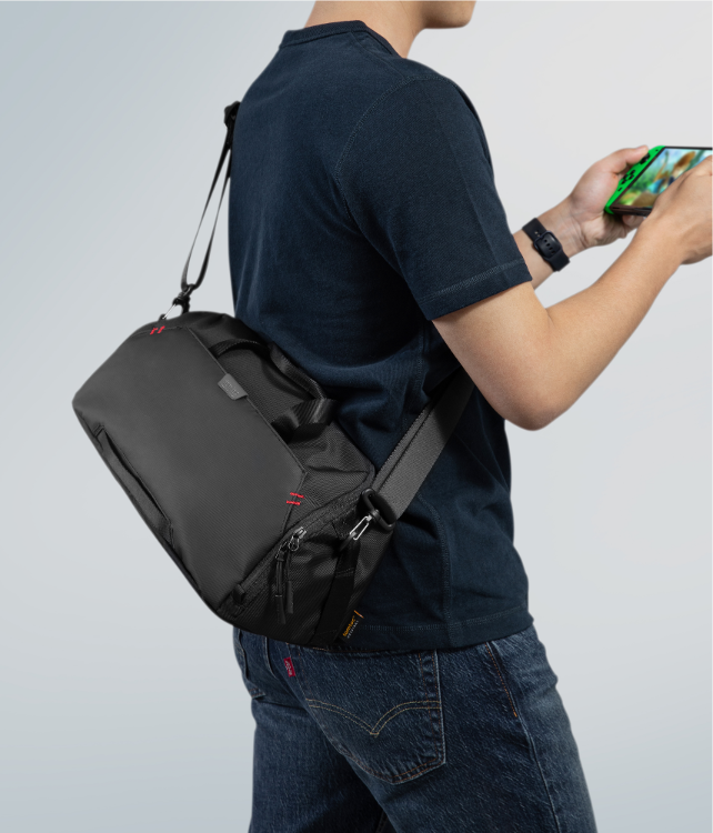tomtoc's Arccos Steam Deck bag has two smart touches that make it
